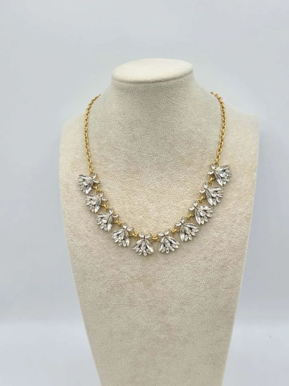 J Crew Gold Tone Clear Crystal Necklace - Picture 10 of 10